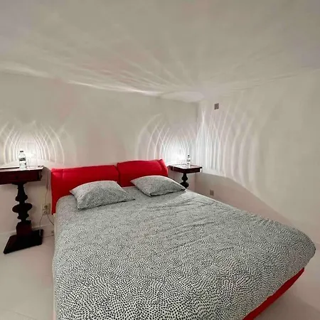 別荘 Jolie Maison - Place Des Lices A 350m *