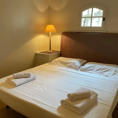 別荘 Jolie Maison - Place Des Lices A 350m サントロペ