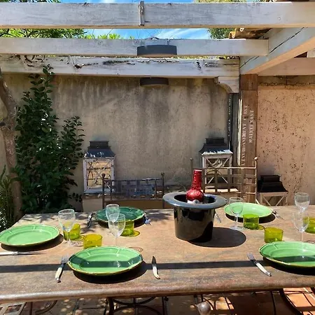 別荘 Jolie Maison - Place Des Lices A 350m